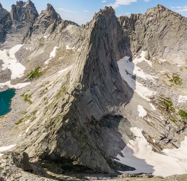The spine of Wolf\'s Head from Pingora.  The climb we did on it follows the ridgeline all the way up.