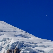 The day was so nice that I think this paraglider launched from the summit of Mont Blanc.