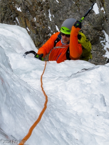 Doug following up the easy approach pitch to Deep Freeze (WI5+).