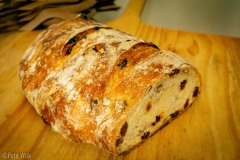 A sweet loaf of bread this time.  Cinnamon and raisins rolled up in a twist.  This cut doesn't show the swirls.