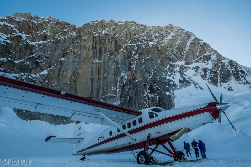 Our ride home.  We were eating a leisurely breakfast thinking TAT wouldn't arrive until the sun hit the runway.  Buy at 9:40 we got a text saying they were on their way.  We blitzed a camp breakdown and were ready in just over 20 minutes when they arrived.