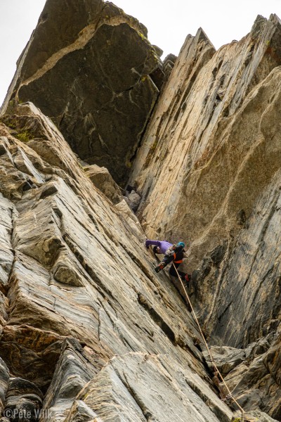 Case working up the Dihedral of Horror (5.9).
